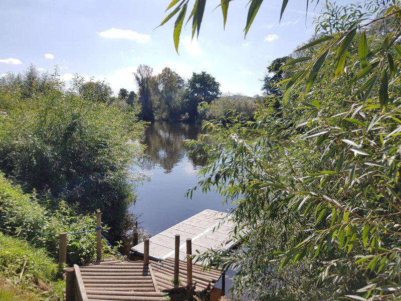Riverside Bar & Eatery