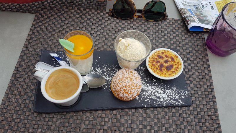 Au Grand Cafe de la Rade