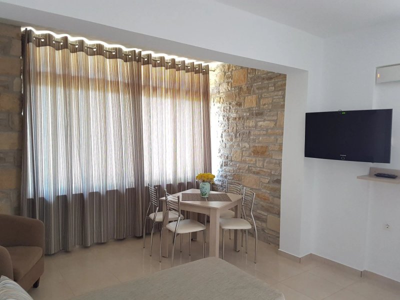 Alexena Apartments