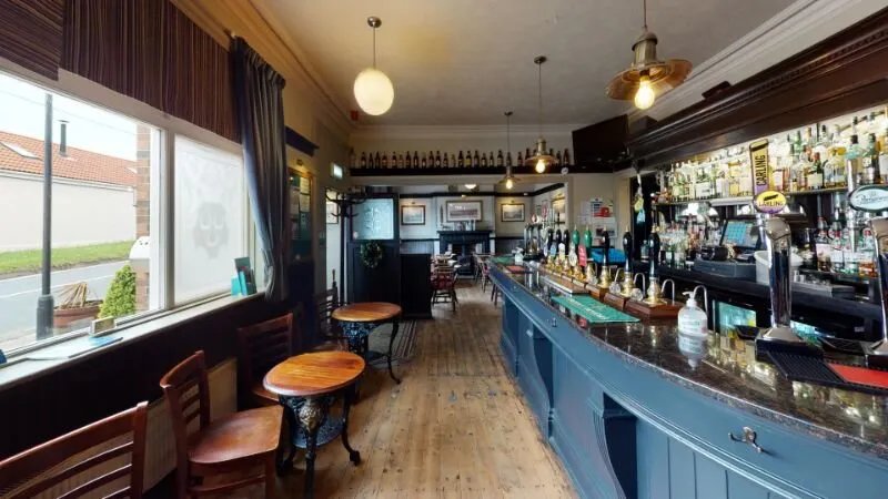The Three Horseshoes