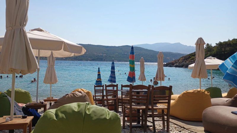 Alethano Beach Bar