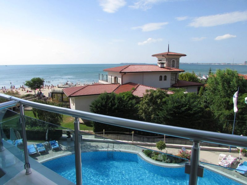 Blue Bay Hotel