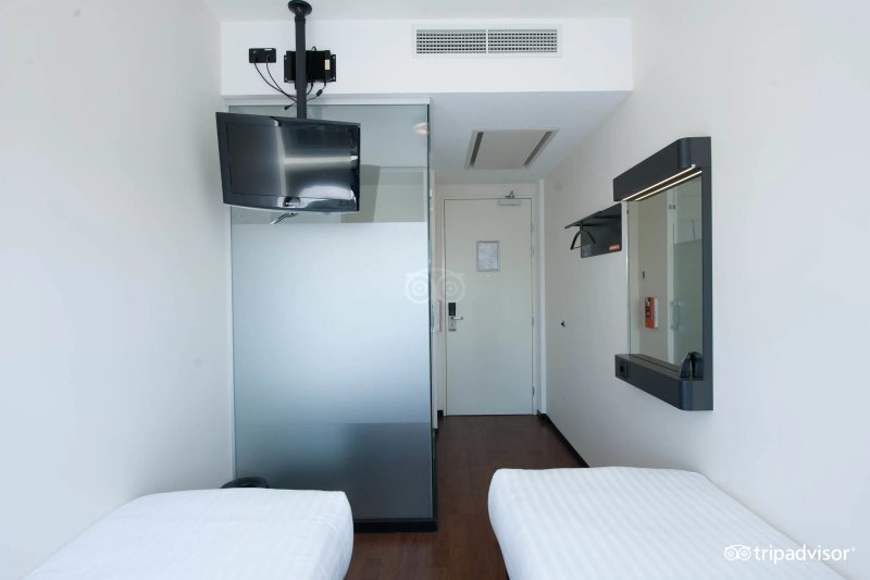 easyHotel Amsterdam City Centre