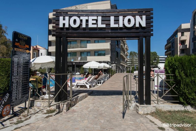 Lion Hotel