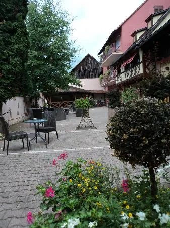 Logis Hôtel la Charrue