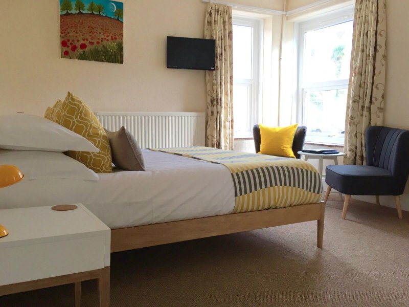 Channel Vista Guest House