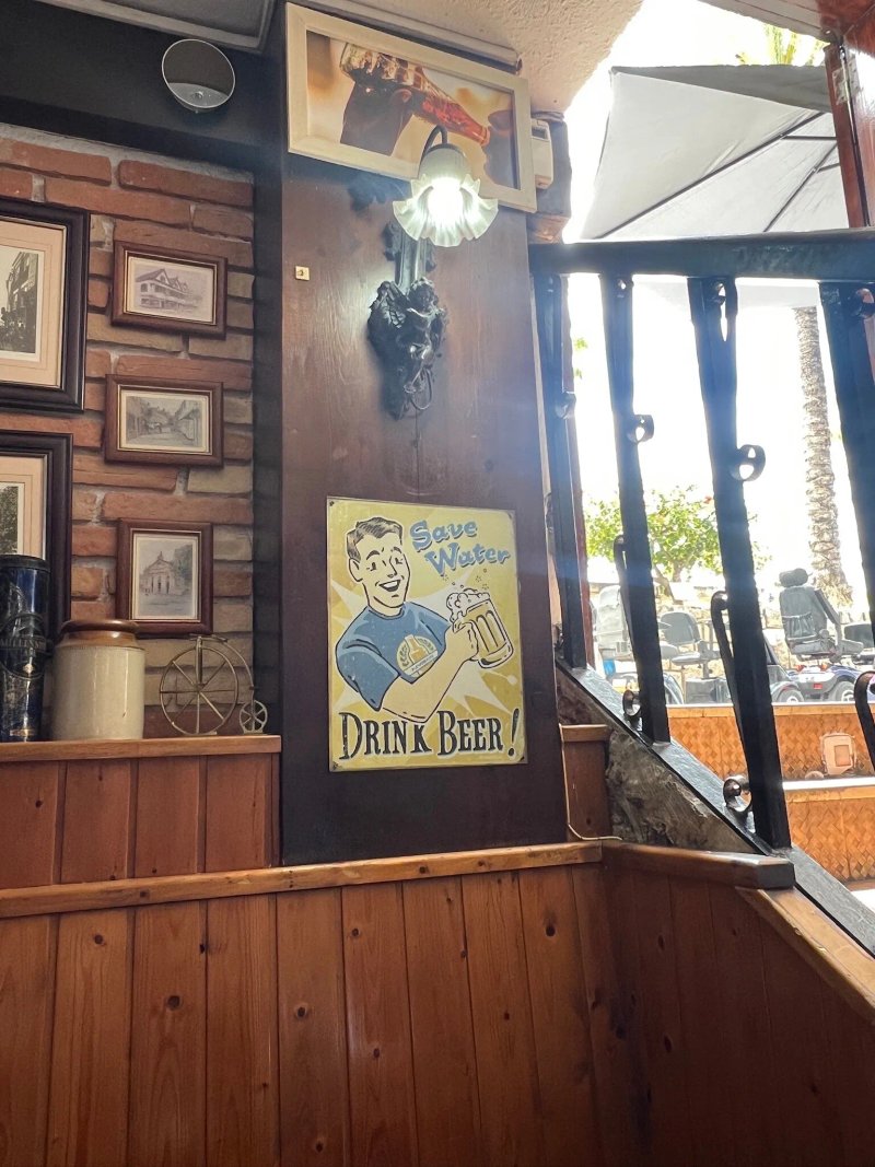 Sherry's Bar and Restaurant