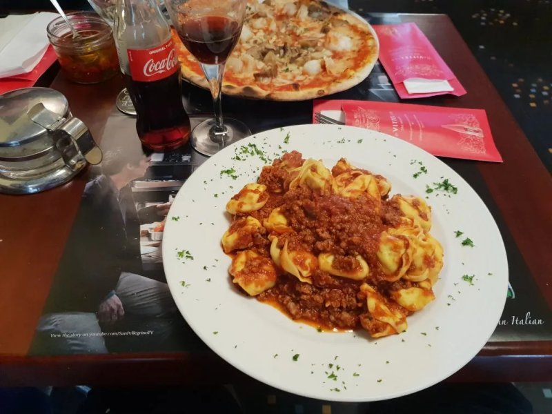 Jolly Restaurant