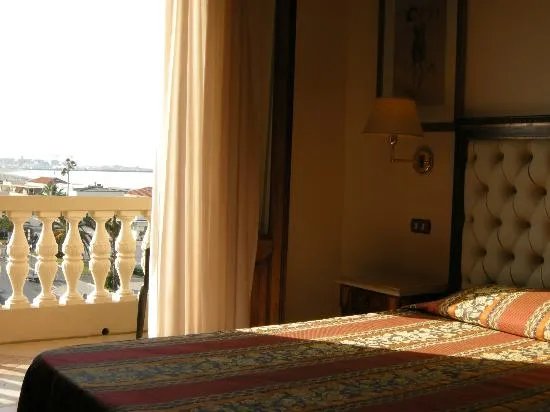 Villa Tina Hotel