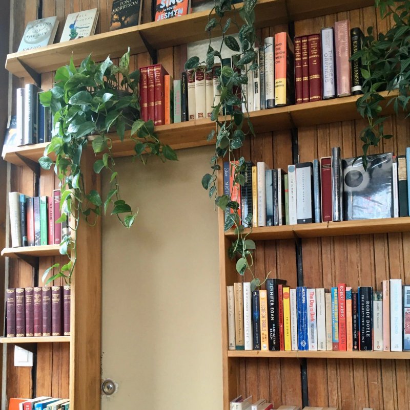 Cafe Shakespeare & Company With Bob's Bake Shop