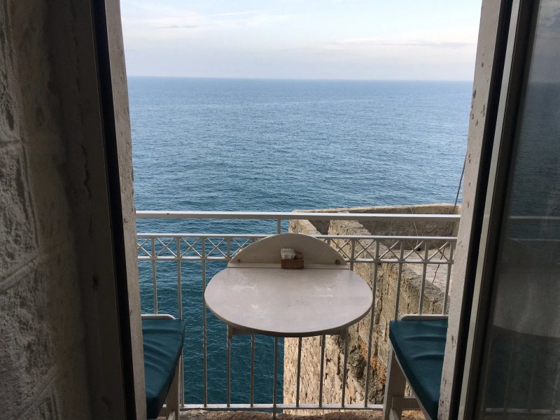 Caffe Serafini