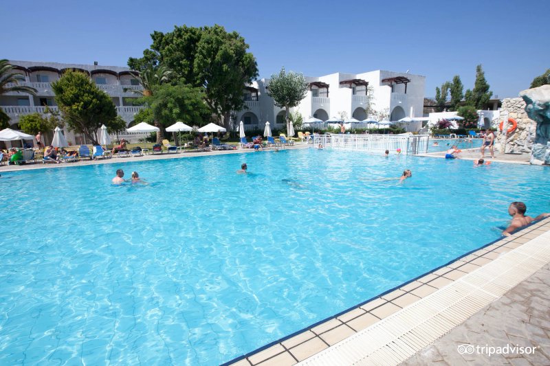 Sun Palace Hotel