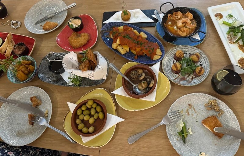 Ole Tapas Bar & Restaurant