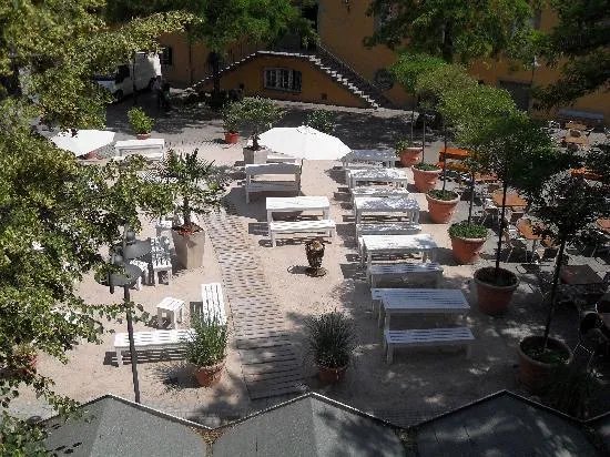 Amadeus Restaurant & Bar