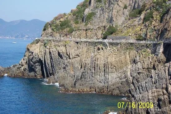 5 Terre Icon Riomaggiore