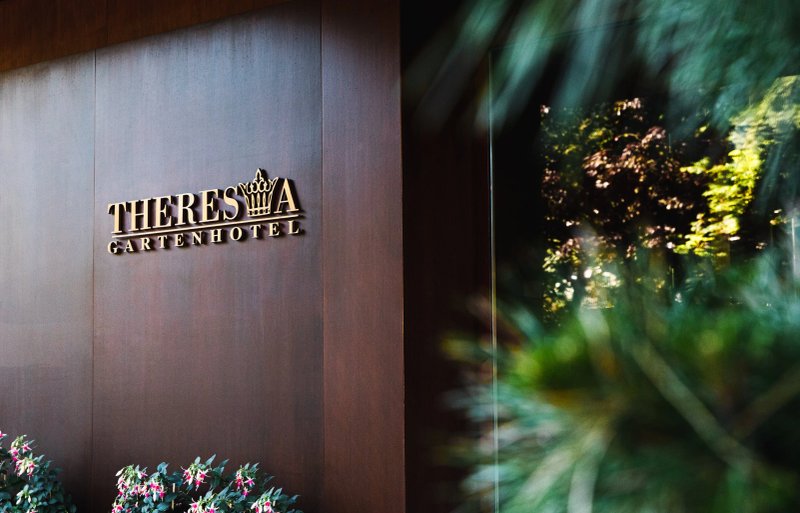 Familien- & Gartenhotel Theresia
