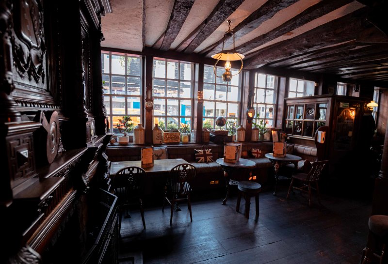 Ye Olde Reine Deer Inn