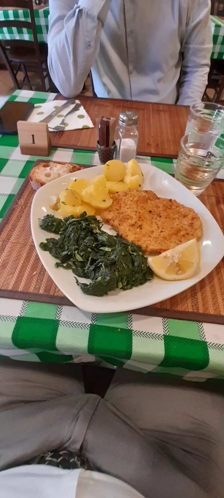 Trattoria Familiare - Al Posto Giusto