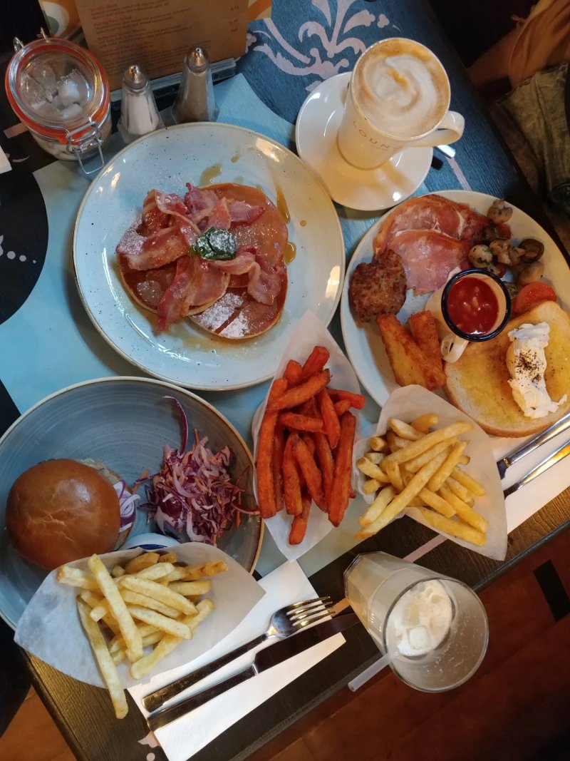 Brezo Lounge