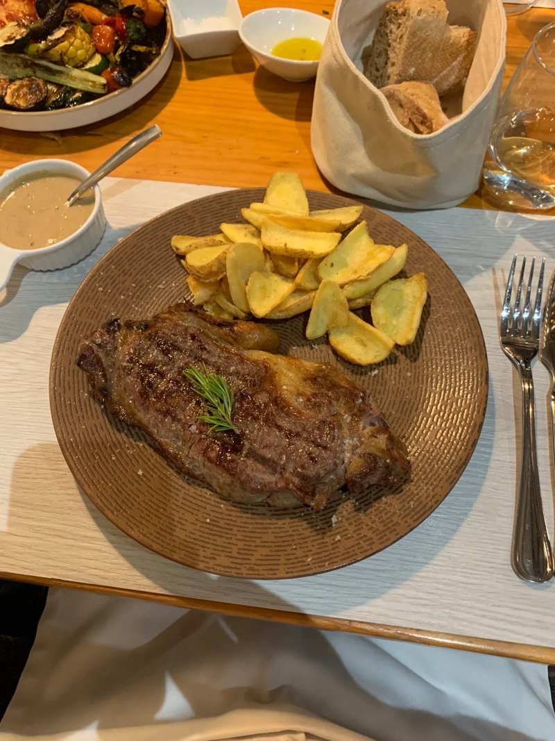 Rocca Grill Restaurant