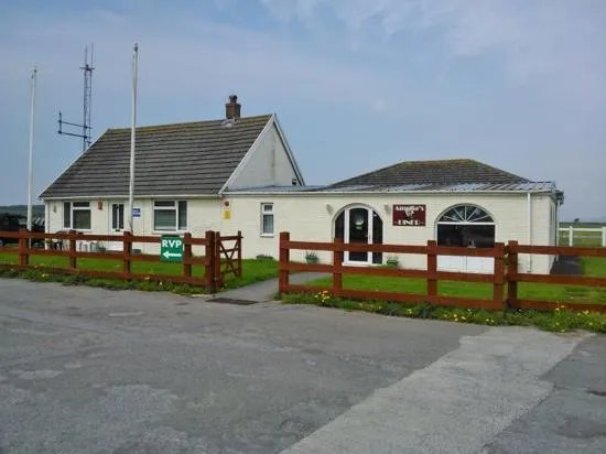 Amelia's Antiques, Collectables, Crafts & Tearoom
