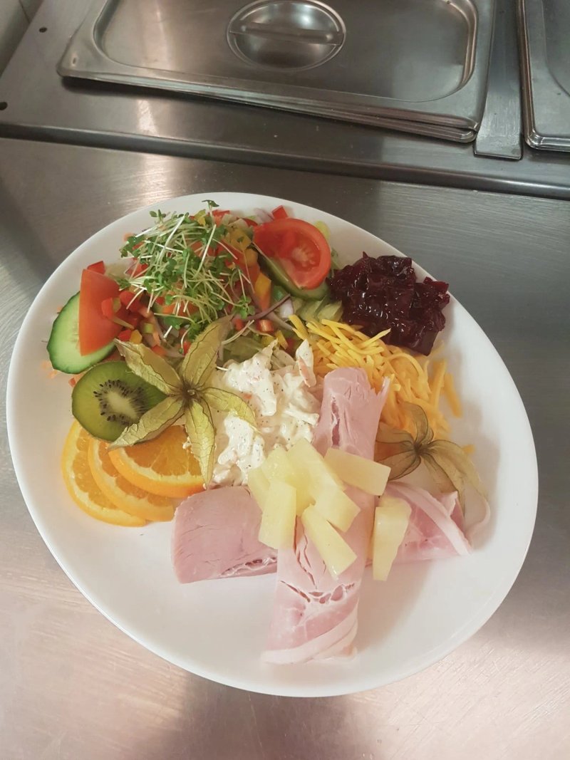 The Fairway Hotel and Restaurant