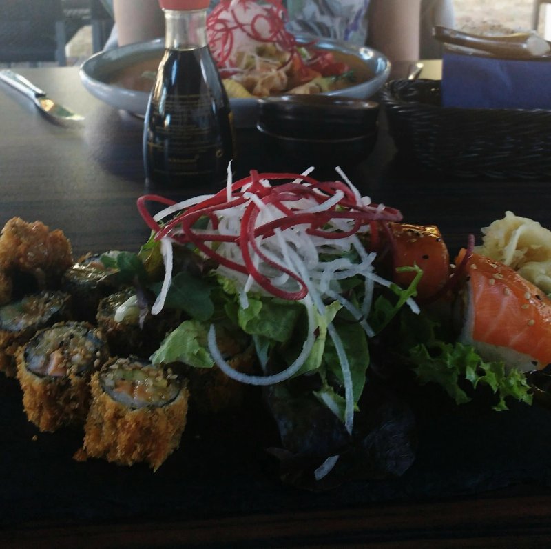 Cocoon Restaurant & Bar