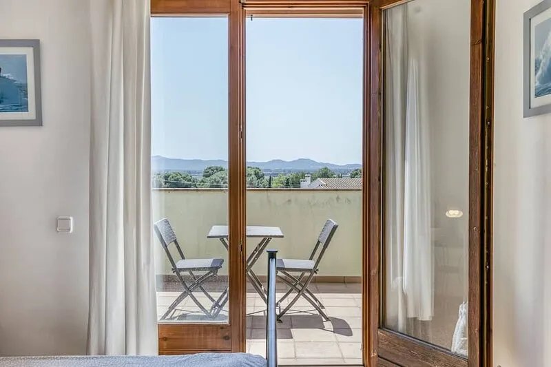 Fantastic Family Villa close to the Beach with Private Pool, Garden, Terraces