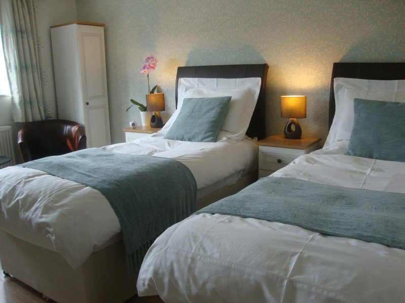Canal View Bed & Breakfast