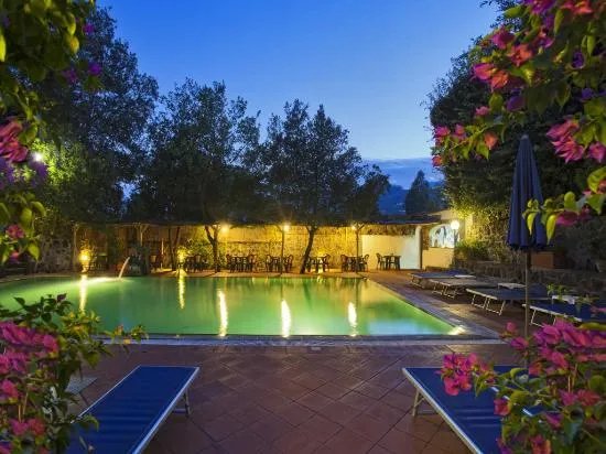 Hotel Cleopatra