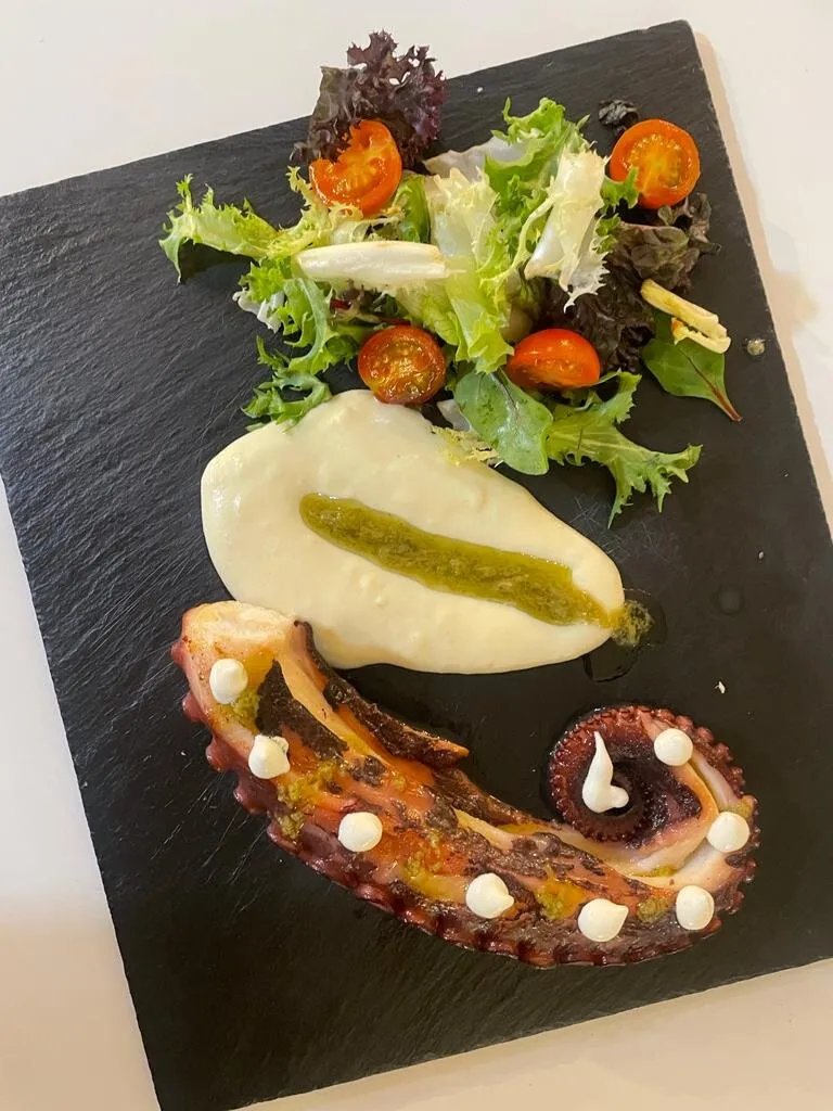 Sonrie Coffee & Food