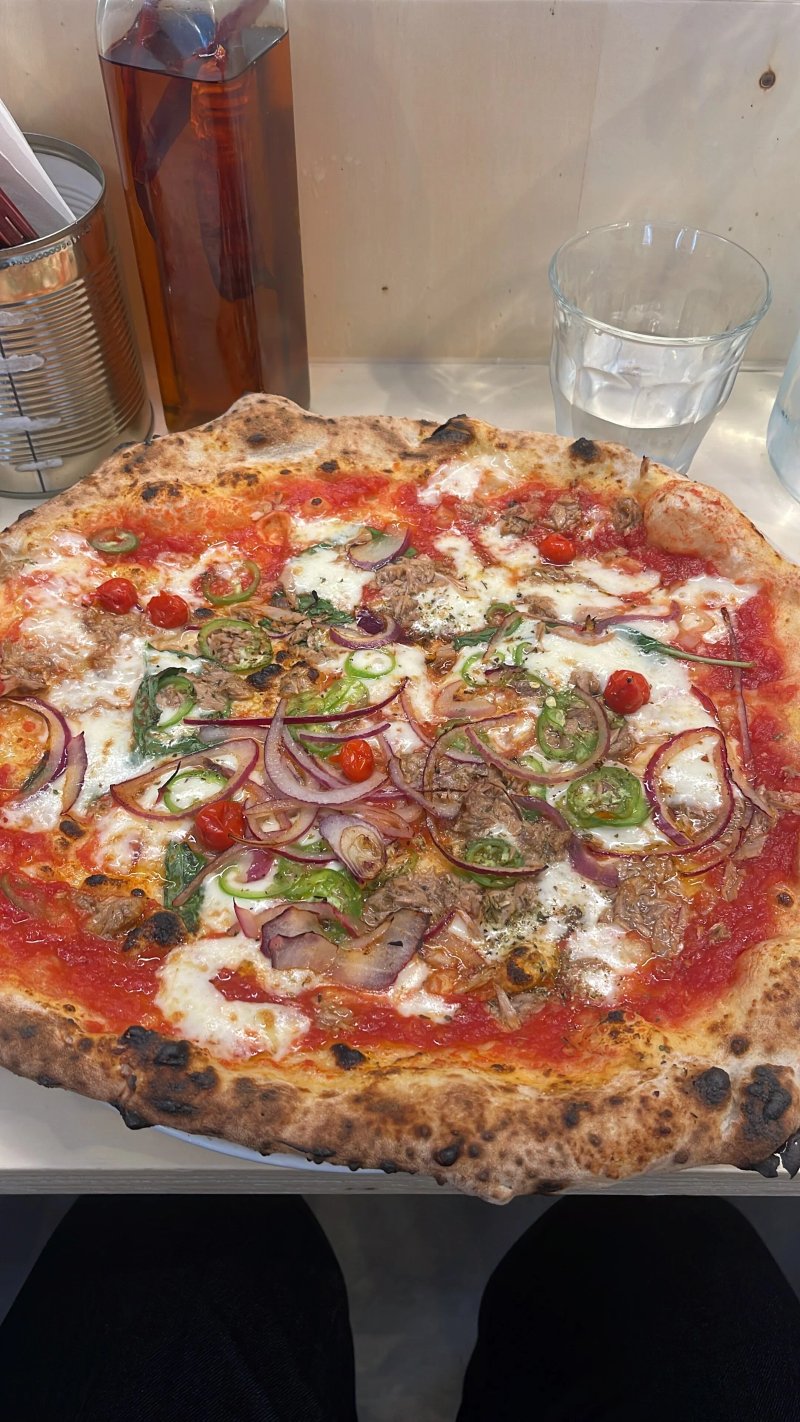 Rudy's Pizza Napoletana - Queensway