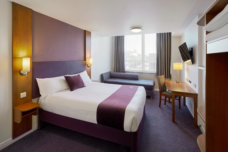 Premier Inn Caerphilly (Corbetts Lane) hotel