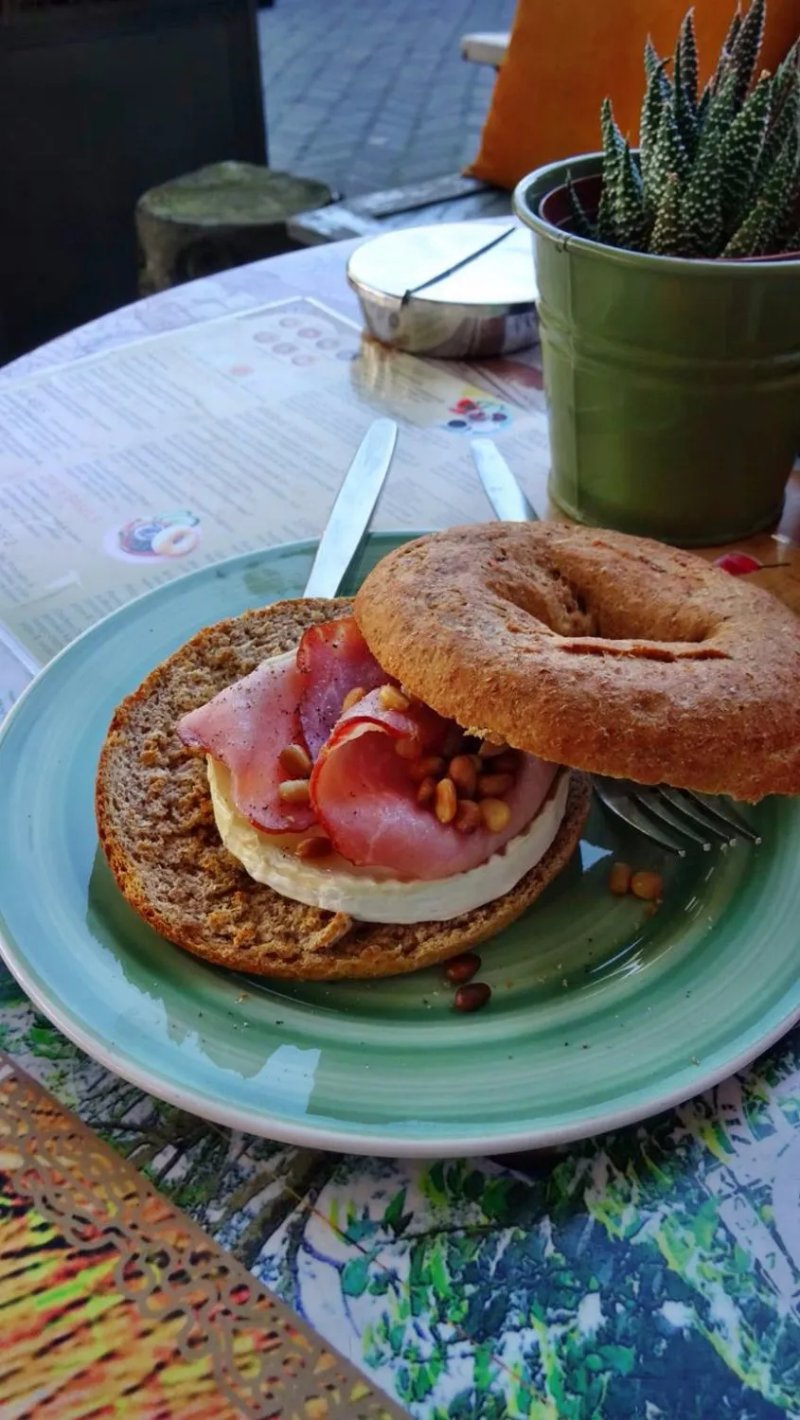 Bagels & Beans