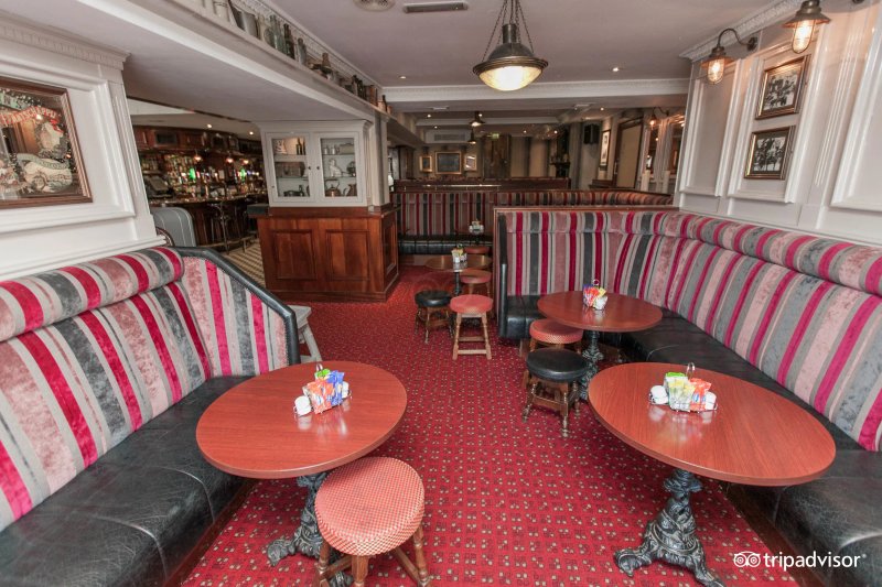 Killarney Towers Hotel