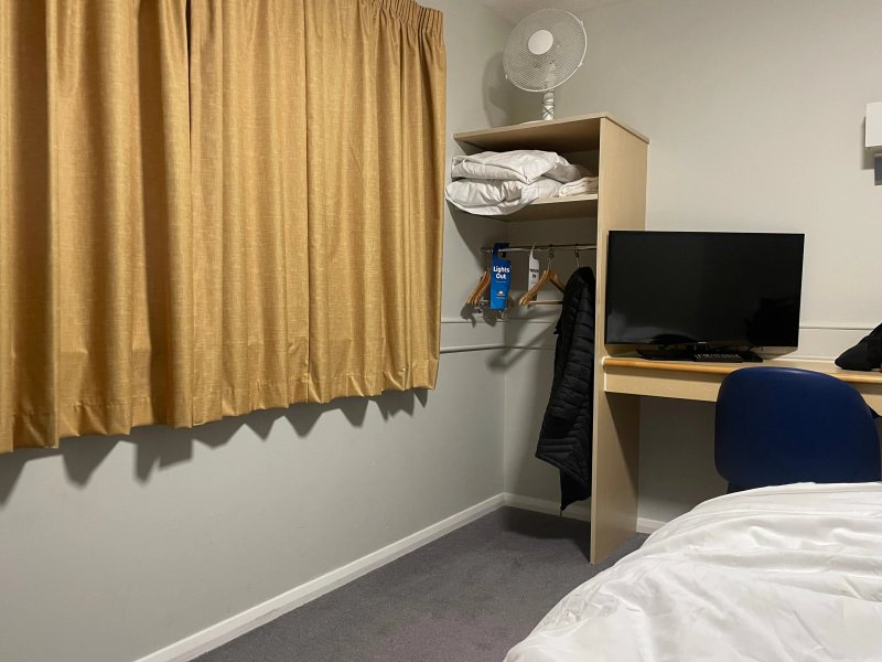 Days Inn Fleet M3