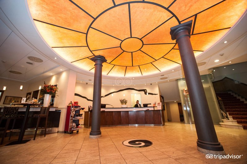 Hotel Schweizerhof Basel