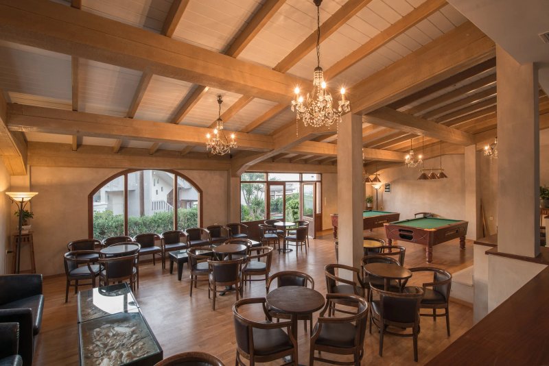 Cactus Village Hotel & Bungalows