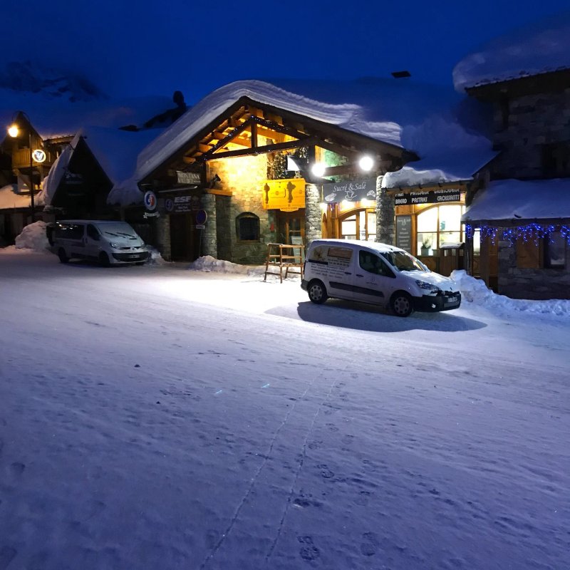 Village Montana