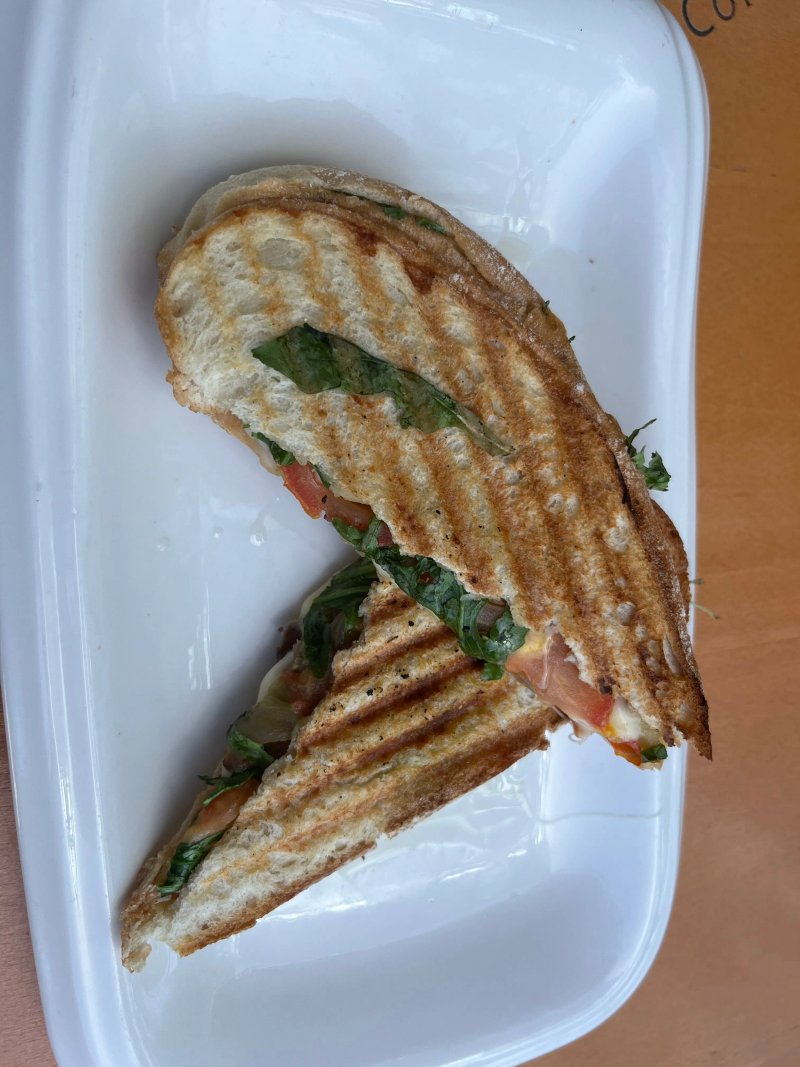 Café Regina Mogan Mall Puerto Rico