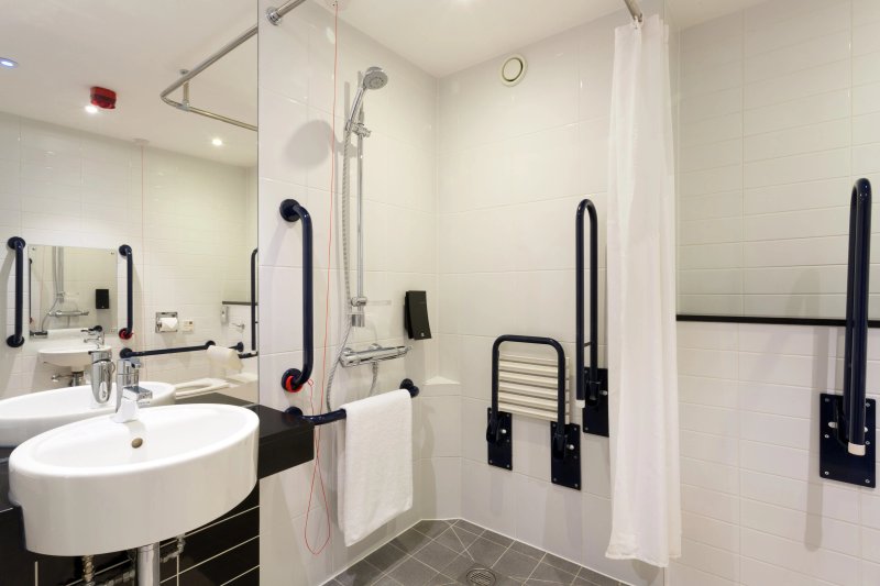 Holiday Inn Express Harlow, an IHG hotel