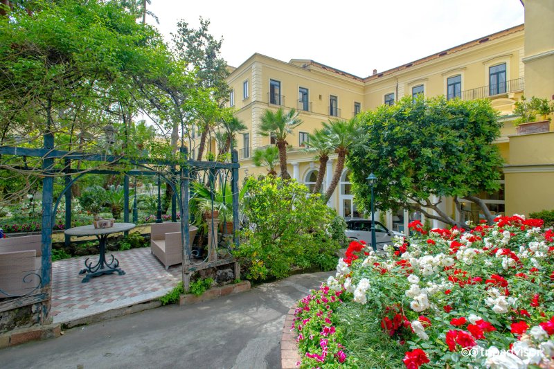 Imperial Hotel Tramontano