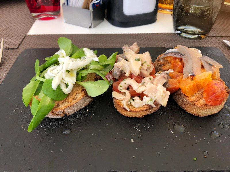 Sicilia's Cafe de Mar