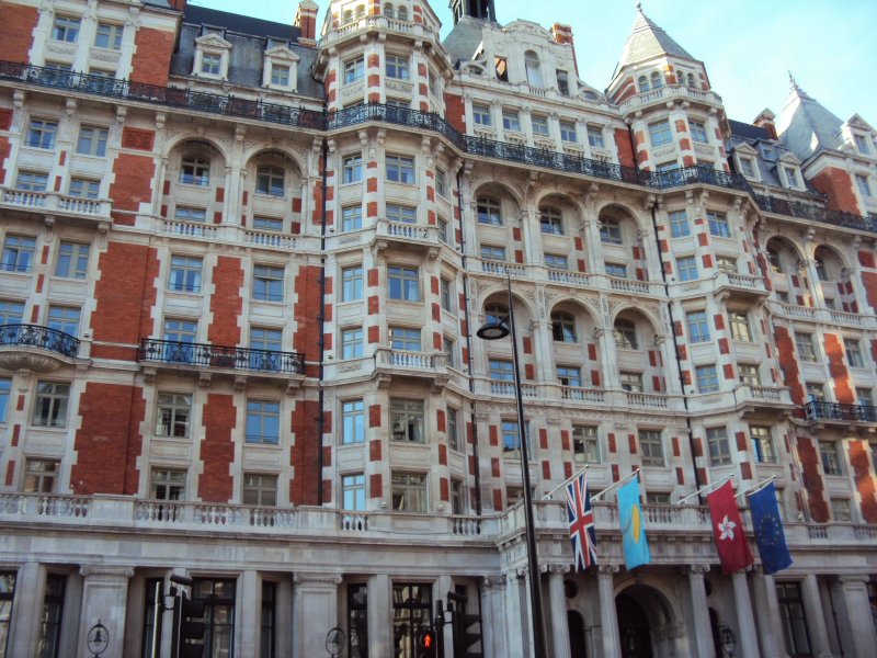 Knightsbridge Hotel