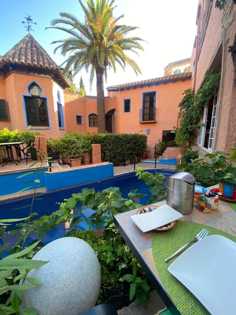 Amanhavis Restaurant