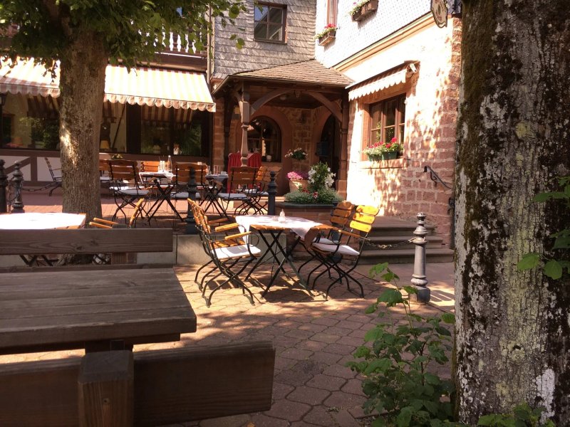 Altes Wirtshaus Schlosshotel Mespelbrunn