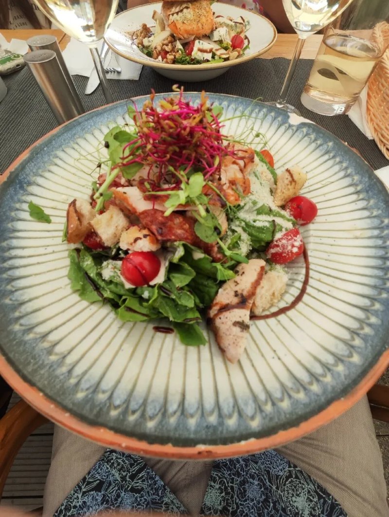Mojito Cafe & Restaurant