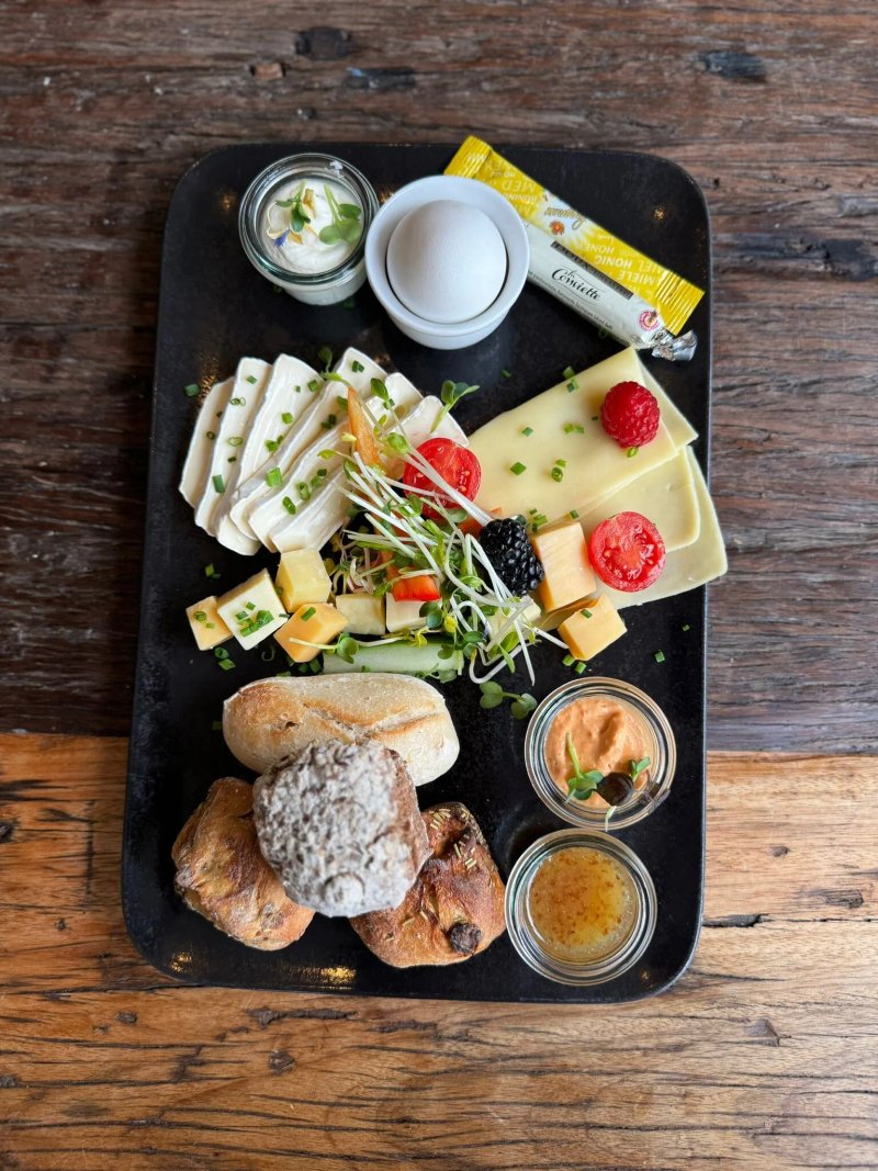 Hgc - Herrngartencafe By Bantschow