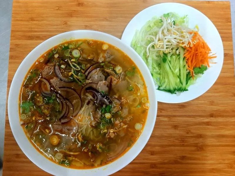 Vinh Beo Bistro