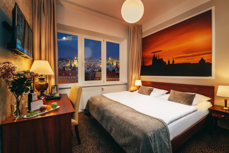 Metropolitan Old Town Hotel